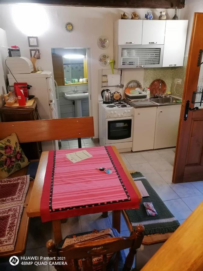 Kalista Villa Jurdani Eksteriør bilde